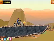 Motocross Extreme game, player driving dirt bike on extreme course, free online racing game