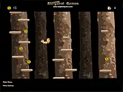 Squip the Squirrel free online arcade runner game grabbing coins and dodging wolves