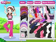 Yoga Trainer Dress Up free online fashion game, styling a yoga instructor, athletic wear dress up