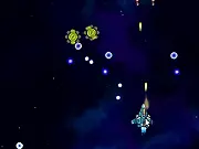 To the Top Infinity free shoot 'em up game, spaceship firing on alien enemies in outer space