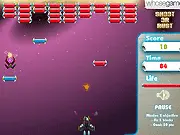 Shoot or Rust free online game screenshot of a repair ship fixing a shield under alien attack