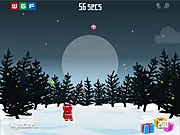 Play the free online Christmas game Reindeer Rain. Santa is catching presents and avoiding falling reindeer and iceholes on a snowy night.