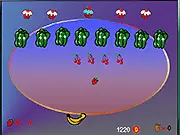 Food Bizaar! free online game screenshot, bouncing strawberry off pizza and donuts, play arcade high score game