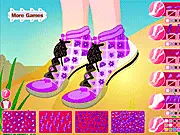 Free online Shoe Designer game screenshot, showing a user customizing a high-heeled shoe with colors and accessories.