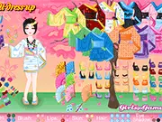 Anime-style Japanese girl wearing an elegant traditional kimono with matching hair accessories and a fan in the Makeover online game