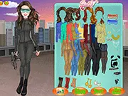 Play Cameron Secret Agent free online dress up game, style the gorgeous lady for her action mission
