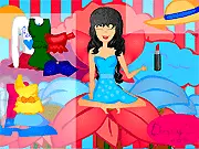 Fairy Wonderland Dress Up game screenshot, playing free online magic dress up game, styling a fairy with wings, beautiful fairy fashion game