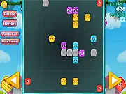 Roll The Cluster game screenshot, match-3 colorful blocks puzzle, play free online
