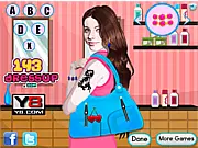 Play Cute Girl Handbag Decor free online fashion design game