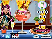 Free online game Monster High Sundae Maker, decorating a delicious ice cream sundae, create a perfect sundae for a Monster High girl, PlayArcadeHub dessert game