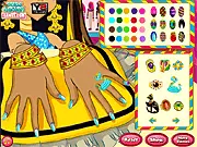Cleo De Nile Hand Spa free online game screenshot showing the Monster High character getting a luxurious Egyptian-themed manicure and nail art.