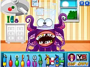 Screenshot of Animals at the Dentist showing a cute cartoon bear sitting in a dentist chair with a toolkit ready to fix its teeth. Play the free online care game.